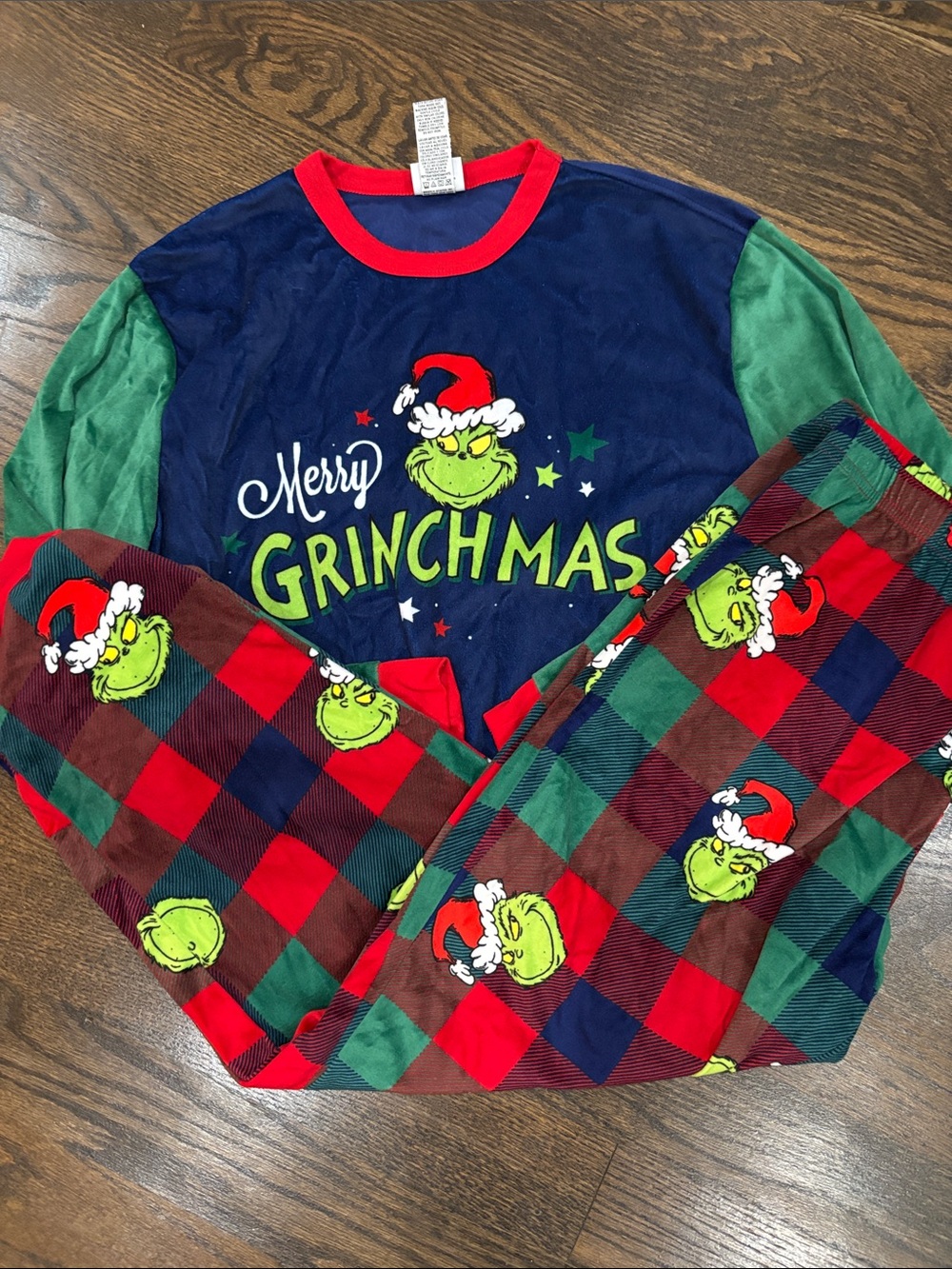 Merry Grinchmas Men’s Holiday Pajama Set - Navy, Red & Green
